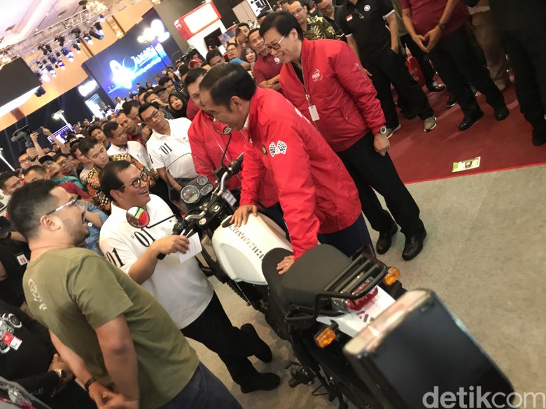 Saat Jokowi Kunjungi IMOS 2018 Foto: Ray Jordan/detikcom Saat Jokowi Kunjungi IMOS 2018 Foto: Ray Jordan/detikcom