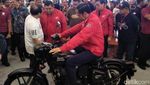 Layaknya Anak Motor, Jokowi Sambangi IMOS 2018