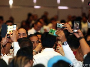 Jokowi Hadiri Deklarasi Relawan Pengusaha Muda Nasional