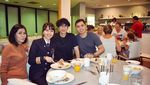 Serunya Momen Kulineran Pilot Cantik Patricia Yora
