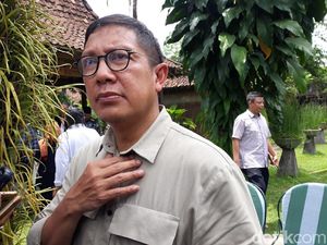 Menag Tanya Fadli Zon: Apakah Sosok Kau di Doa yang Ditukar Mbah Moen?
