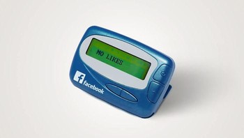 Facebook menjadi pager. Foto: Thomas Olliver
