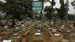 Jakarta Krisis Lahan Makam