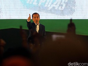 Jokowi Berencana Nonton Konser Guns N Roses di GBK Malam Ini