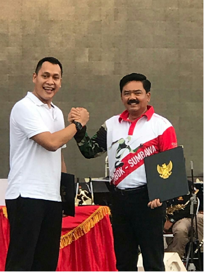 HUT TNI ke-73, Pos Indonesia Beri Kado Prangko Spesial