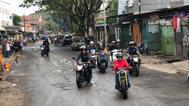 Ditilang karena Lampu Motor Tak Nyala, Mahasiswa: Kenapa Jokowi Tak Ditilang?