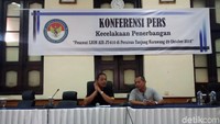 KNKT menggelar jumpa pers menjelaskan hasil download data FDR Lion Air PK-LQP. Data yang dibuka adalah rute penerbangan. Foto: Matius Alfons/detikcom
