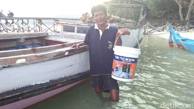 Mattobi'in, Pemburu Telur Penyu Untuk Konservasi di Karimunjawa