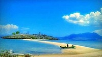 Inilah Pantai Lariti di Bima, NTB. Pantai yang berada di Desa Soro, Kecamatan Lambu, Kabupaten Bima ini punya fenomena alam Laut Terbelah. (dok. Dispar Bima)