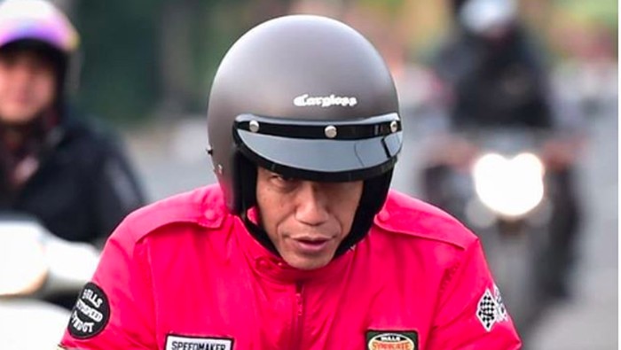 Helm Jokowi