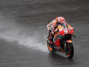 Free Practice I MotoGP Valencia: Marquez Tercepat