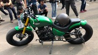Motor ini merupakan hasil modifikasi garapan bengkel Katros Garage. Foto: Ray Jordan