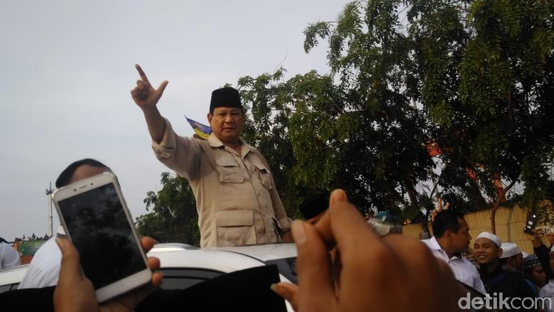 Mardani Usulkan Gaji Guru Rp 20 Juta, Prabowo: Uangnya dari Mana? Mardani Usulkan Gaji Guru Rp 20 Juta, Prabowo: Uangnya dari Mana?