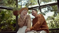 Jauh sebelum menikah, Melody dan Hanif Fathoni adalah pasangan kekasih yang pernah berhubungan saat masih SMA. Foto: Dok. Hendra Klasik