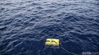 Selain mencari cockpit voice recorder (CVR) black box, tim SAR juga terus mencari badan pesawat Lion Air PK-LQP.