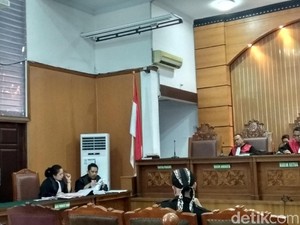 Siap Mubahalah, Ahmad Dhani Pastikan Cuitannya Bukan ke Ahok