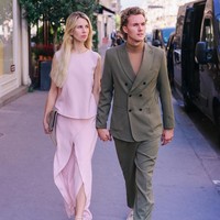 Pasangan tajir ini tampak sama-sama stylish. Setiap foto bersama seperti pemotretan majalah fashion. Foto: Instagram (@tessahiltonofficial)