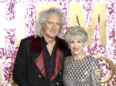 Potret Romantis Gitaris Legend 'Queen', Brian May dengan Istri