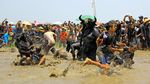 Berkenalan dengan Tradisi Kebo-keboan Para Petani di Banyuwangi