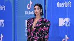 Pretty Asmara, Dewi Perssik, Nicki Minaj hingga Dua Lipa