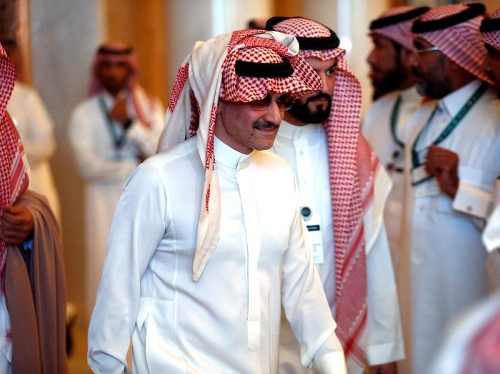 FILE PHOTO: Saudi Arabian billionaire Prince Alwaleed bin Talal attends the investment conference in Riyadh, Saudi Arabia October 23, 2018.  REUTERS/Faisal Al Nasser/File Photo