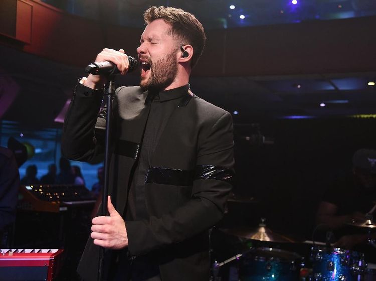 Dianggap Kampanyekan LGBT, Calum Scott Hampir Ditolak di Pekanbaru