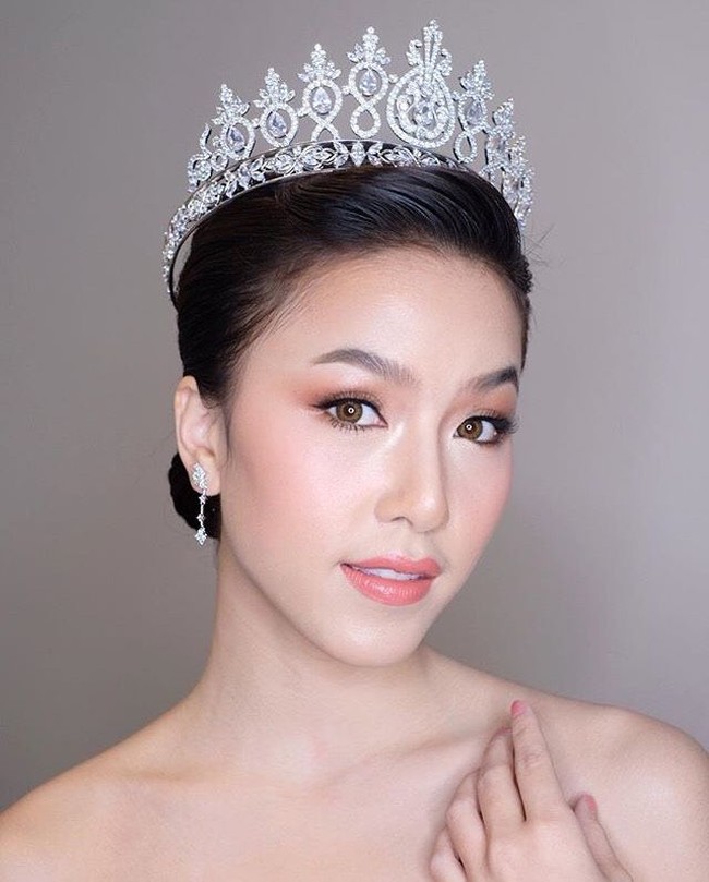 Ia pun jadi perhatian karena memiliki paras yang memesona. Foto: Instagram @gibby_p