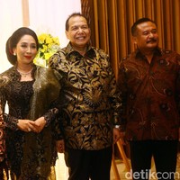 Kecintaannya itu semakin besar saat ia melakukan perjalanan untuk kegiatan CT Arsa Foundation di berbagai wilayah Indonesia, dari Sabang hingga Merauke. Foto: Grandyos Zafna/detikphoto