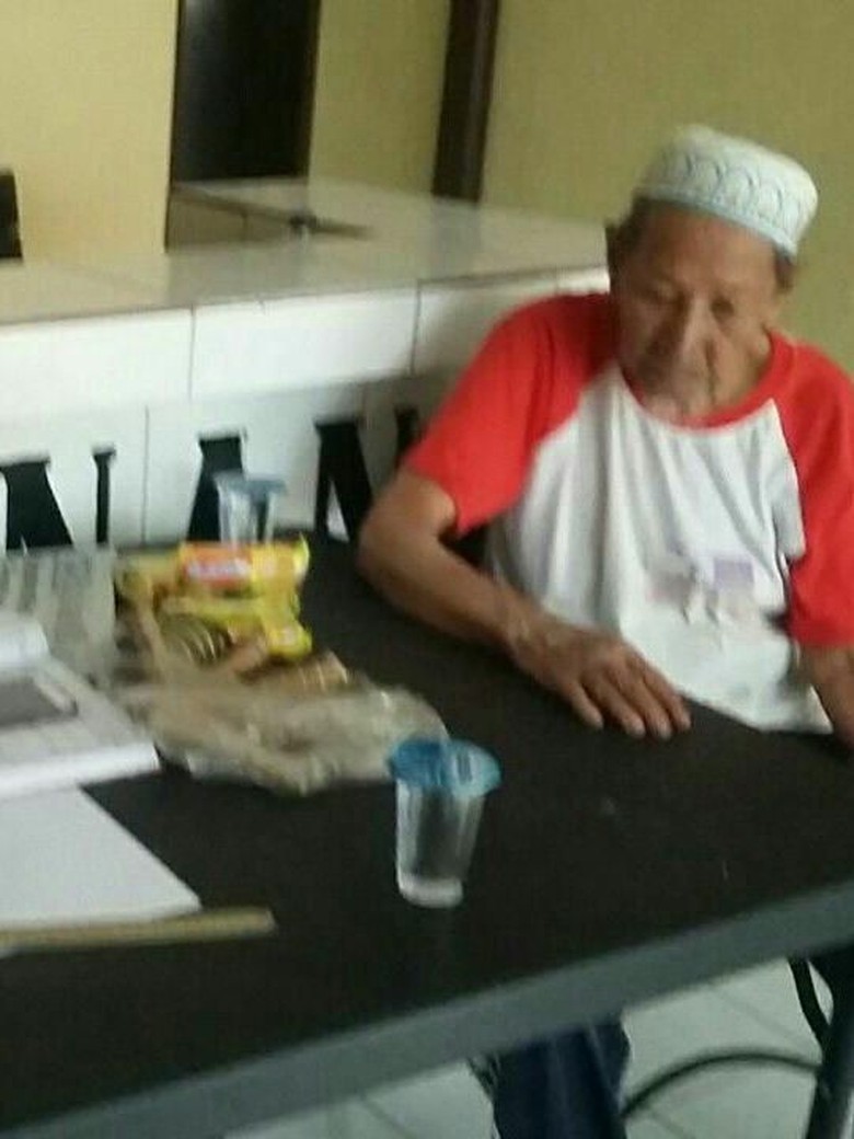 Kakek 80 Tahun yang Gorok Istri karena Ditolak ML Dirujuk ke RSJ Kakek 80 Tahun yang Gorok Istri karena Ditolak ML Dirujuk ke RSJ