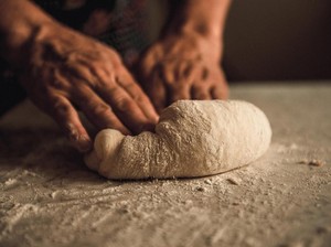 Hi..! Ada Bangkai Tikus hingga Kecoa di Pabrik Bakery Ini