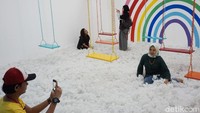 Berfoto di negeri awan, juga bisa! (Shinta/detikTravel)