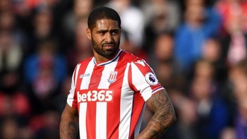 Glen Johnson. Mantan pemain timnas Inggris ini merupakan salah satu pemain yang dapat digaet secara free transfer. Atributnya membuat dia bisa jadi full back andal untuk klub papan tengah. (Foto: Gareth Copley/Getty Images)