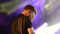 Bagaimana, Anda lihat penampilan Calum Scott nggak? Dok. Instagram/calumscott