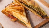  Australia juga punya sandwich bernama jaffle. Biasanya diisi dengan keju dan berbagai isian lainnya seperti daging dan sayuran. Foto: Istimewa