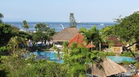 Sol beach house Bali Benoa menawarkan paket menginap all inclusive. Bebas makan dan bebas ikut semua aktivitas mulai Rp 3 juta ++. Sementara kalau bed and breakfast saja mulai dari Rp 1,5 juta ++ per malam. (Fitraya/detikTravel)