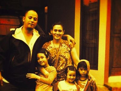 Momen Bahagia Keluarga Ine Febrianti yang Jarang Terekspos