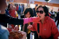 Wow! Diikuti Ribuan Orang, Festival Ini Hasilkan Ratusan Kilo Kimchi