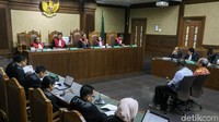 Irvanto menerima USD 3,5 juta dan Made Oka juga menerima USD 1,8 juta serta USD 2 juta. Keduanya menerima uang dari konsorsium perusahaan yang mengerjakan proyek e-KTP.