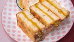 Enaknya Pagi Ini Sarapan Kaya Toast dan Kopi Hangat