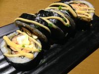 Lewat Kawasan Senopati Bisa Cicip Shabu-shabu dan Sushi Sepuasnya di Sini