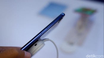 Ketebalannya 7,5 mm. (Foto: detikINET/Adi Fida Rahman)