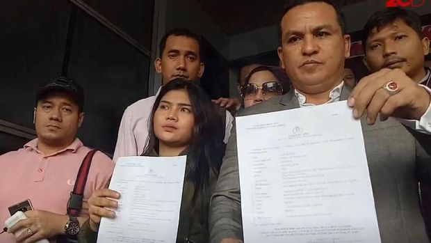 Dewi Perssik Akhirnya Berdamai dengan Meldi