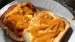 Enaknya Pagi Ini Sarapan Kaya Toast dan Kopi Hangat