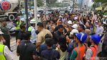 Keluar dari Depo MRT HI, Jokowi Diserbu Pedestrian