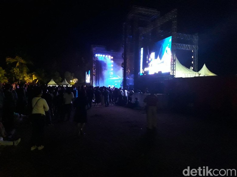 Foto: Panggung Mariah Carey / Pertiwi Foto: Panggung Mariah Carey / Pertiwi