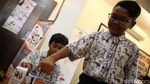 Antusiasme Siswa SD Saat Simulasi Mencoblos
