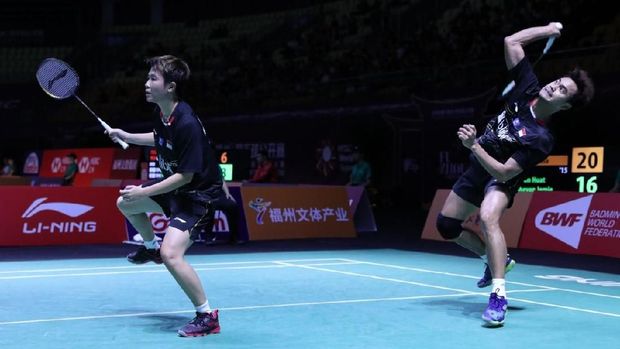 Tontowi Ahmad/Liliyana Natsir berhasil lolos ke babak kedua Indonesia Masters.