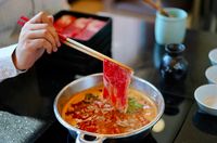 Lewat Kawasan Senopati Bisa Cicip Shabu-shabu dan Sushi Sepuasnya di Sini