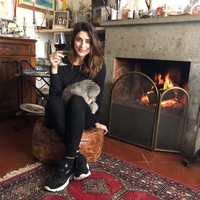 Ini bukan tentang apa yang kami berikan satu sama lain yang akan saya rindukan, tetapi apa yang masih bisa kami berikan satu sama lain. Dengan rasa hormat yang sangat besar untuk cinta sejati itu, terima kasih, Matteo, tulis Elisa di unggahan foto Instagramnya. Foto: Instagram @elisaisoardi