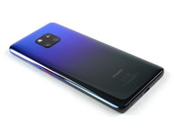 Mengintip Jeroan Mate 20 Pro